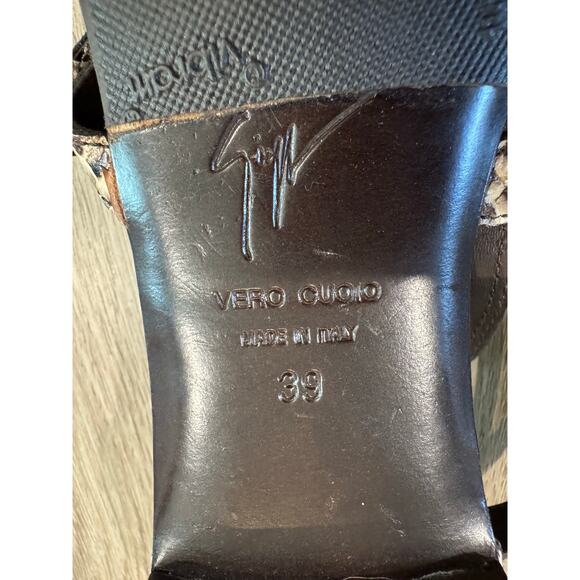 Giuseppe Zanotti Women's Snakeskin Gladiator Ankle Strap Flats Sandals Size 8.5 - Picture 5 of 6